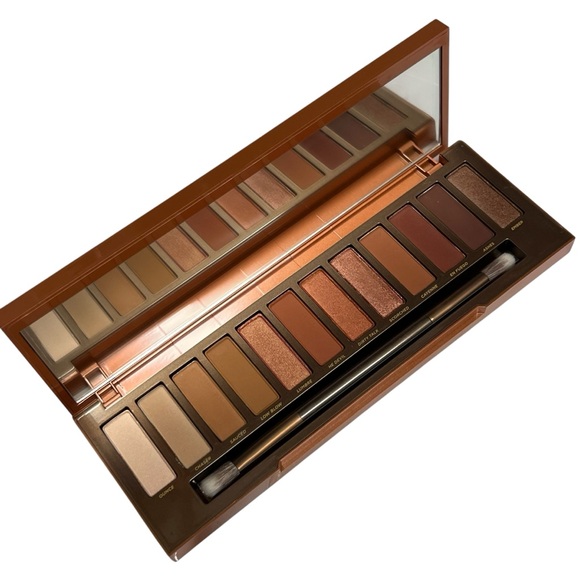 Urban Decay Naked Heat Eyeshadow Palette - Picture 2 of 4